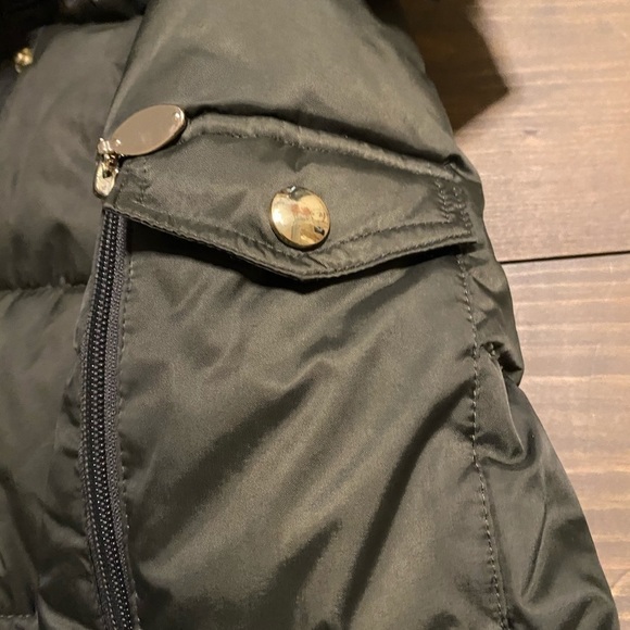 Liz Claiborne down filled coat - Picture 3 of 4